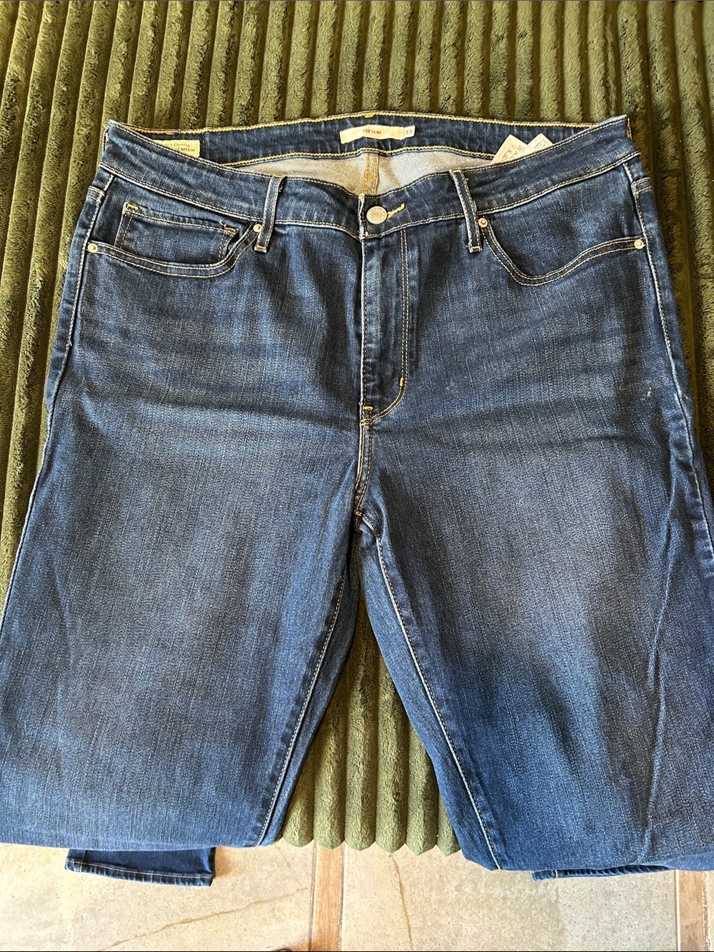 Levi's Men's Straight-Leg Dark Blue Denim Jeans